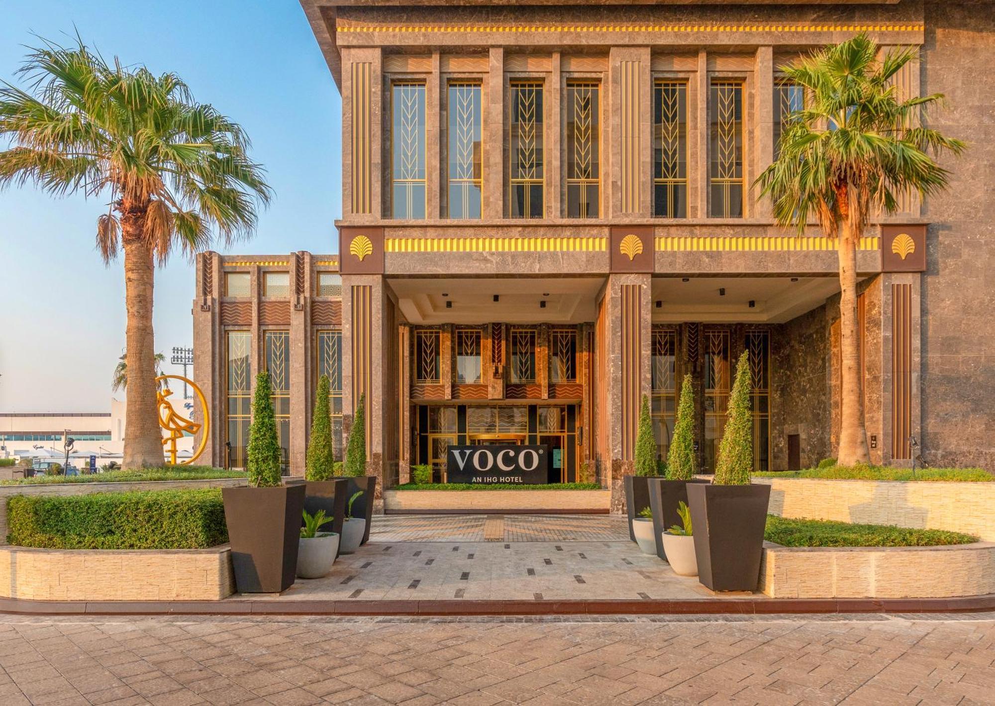 Voco Doha West Bay Suites By Ihg Exterior photo Voco Anantara The Palm Dubai
